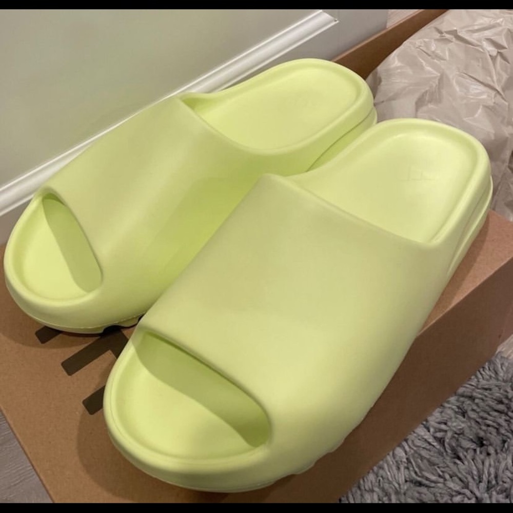 Brand new yeezy slides